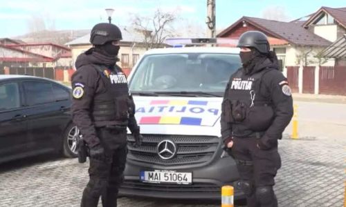 Polițist din Pitești, ANCHETAT pentru PROXENETISM