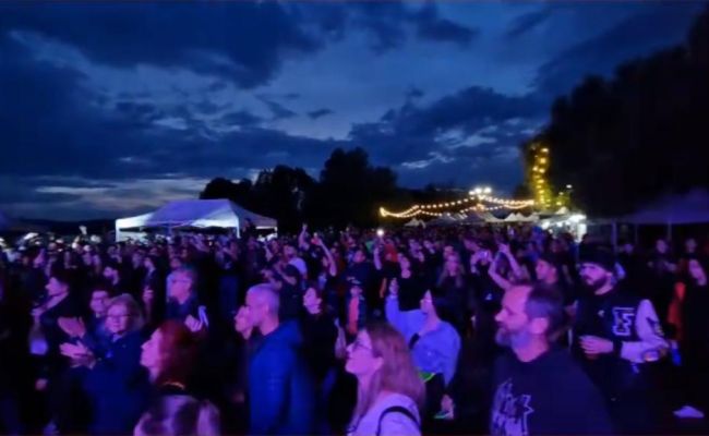 Peste 2000 de oameni la Budeasa Festival! Atmosferă INCENDIARĂ! VIDEO