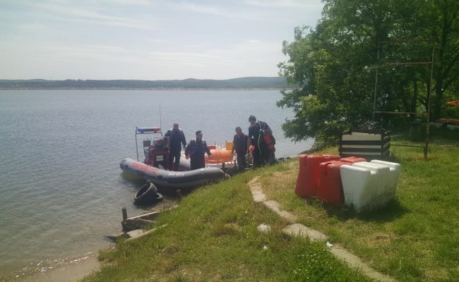 TRAGEDIE în Argeș! Tânăr găsit MORT în barajul Budeasa