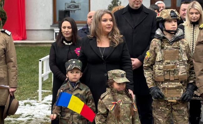 Prefectul Ioana Făcăleață: "La mulți ani, dragi argeșeni"