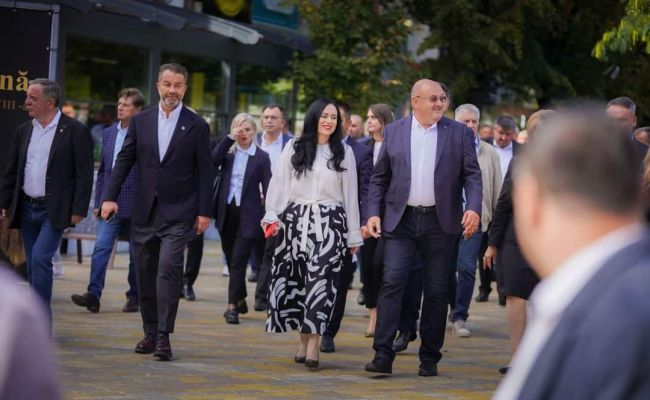 Ministrul Muncii și Solidarității Sociale, Simona Bucura-Oprescu, deschide lista candidaților PSD Argeș pentru Parlament