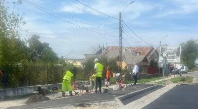 Sunt modernizate stațiile de autobuz din orașul Ștefănești