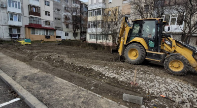 Nou loc de joacă și spațiu pentru fitness, pe strada Anghel Saligny, în Pitești!