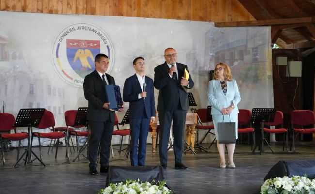 Argeșul își sărbătorește oamenii. Personalități care au dus numele județului în țară și în lume
