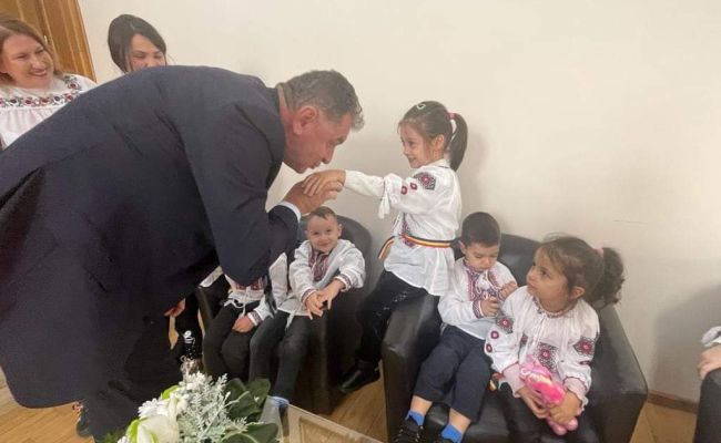 11 preșcolari s-au întâlnit cu primarul Cristian Gentea