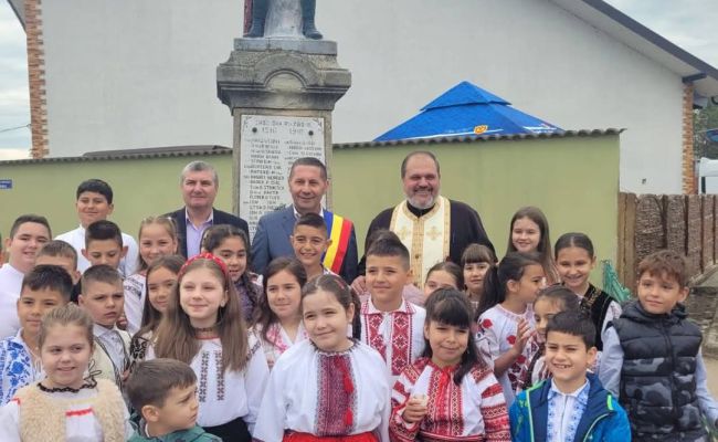 Ziua Eroilor a fost comemorată în comuna Bradu!