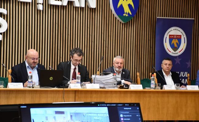 A fost aprobat bugetul județului Argeș pe 2025!