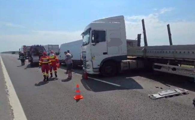 UPDATE! Accident GRAV pe A1! Victimă în stare CRITICĂ