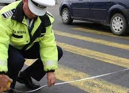 ACUM! Accident cu două maşini în Argeş