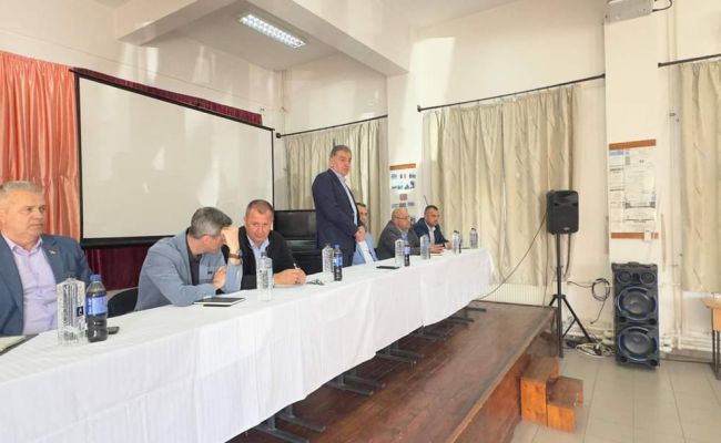 Primarul Cristian Gentea, întâlnire cu piteștenii din cartierele Craiovei și Războieni