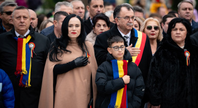 Momente emoționante la Mioveni cu prilejul Zilei Naționale!