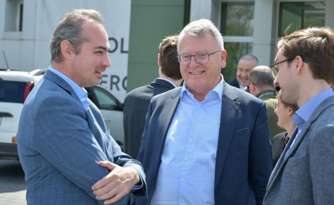 Unul dintre cei mai importanți lideri europeni, în Argeș alături de ministrul Muncii, Simona Bucura-Oprescu, și de președintele Consiliului Județean, Ion Mînzînă!