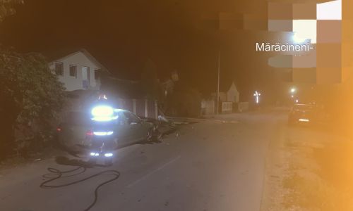 Accident GRAV în Argeș! A intrat cu mașina într-un stâlp