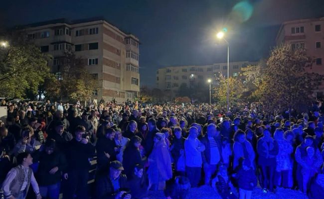 Focul lui Sumedru a adunat mii de oameni la Mioveni!