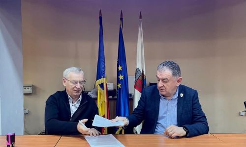 Investiții cu fonduri nerambursabile în unitățile de învățământ din Pitești