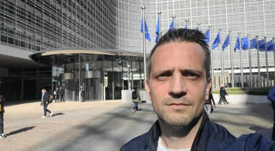 Lider AUR, prins în timp ce lua mită