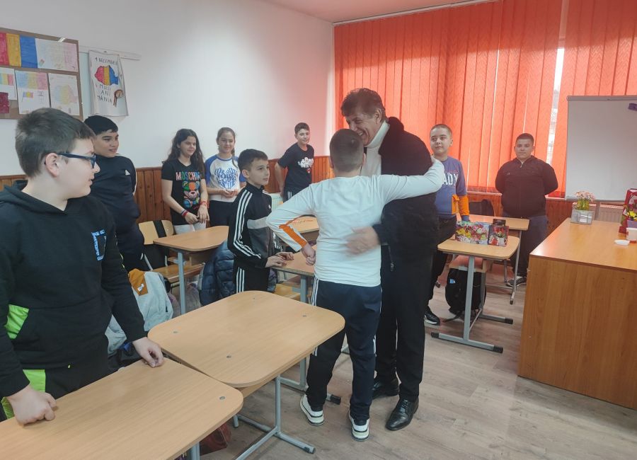 Ion Gîrleanu, motive de bucurie! Investiţii uriaşe în educaţie