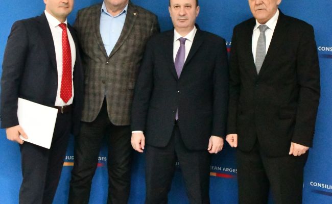 Președinte CJ Argeș, Ion Mînzînă, s-a intâlnit cu ministrul Finanțelor, Adrian Câciu