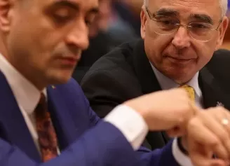 AUR anunță că NU va VOTA Guvernul Veștea!