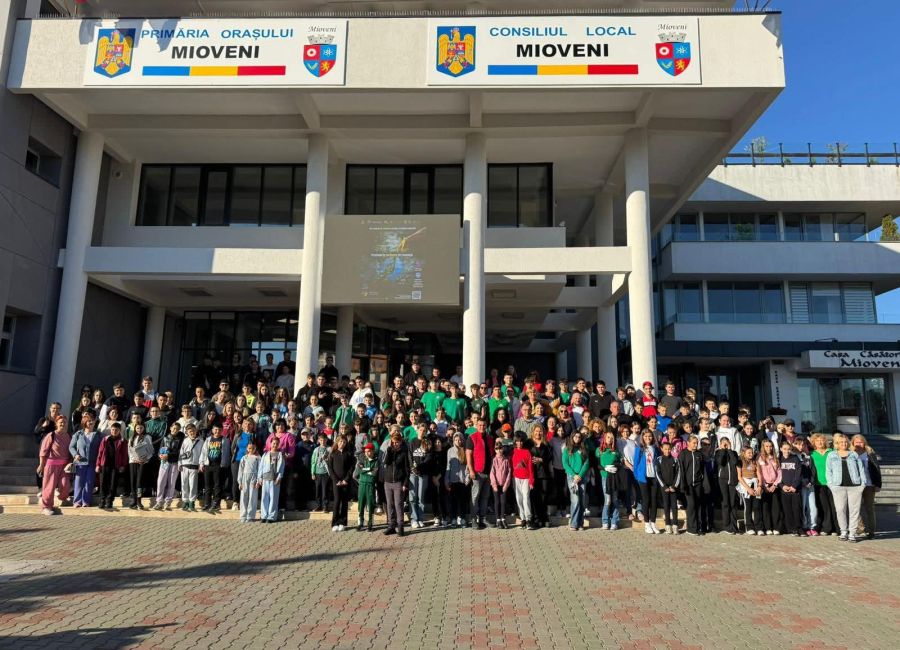 Mioveni, exemplu de implicare în Campania de Curățenie Națională „Let’s Do It, Romania!”
