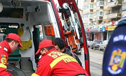 ACUM! Bărbat căzut de la înălțime pe o stradă din Pitești