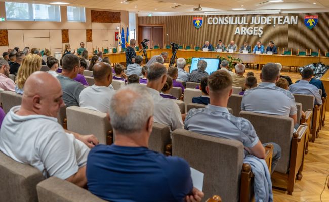 Ion Mînzînă, Cristian Gentea și Dani Coman au anunțat un proiect major pentru școala de fotbal din Pitești:  Consiliul Județean va investi puternic în Centrul de Copii și Juniori