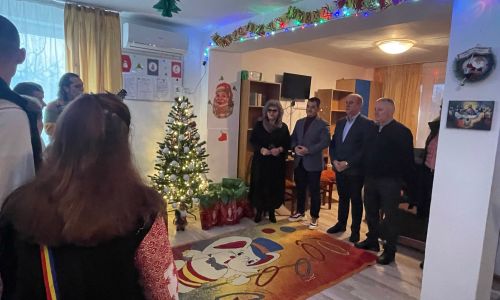 Moş Crăciun, la Complexul de Tip Familial Valea Mare