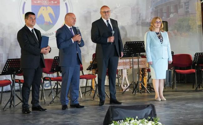 Argeșul își sărbătorește oamenii. Personalități care au dus numele județului în țară și în lume