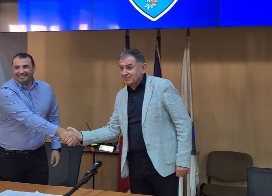 Continuă procesul de modernizare și eficientizare a iluminatului public, în Pitești!