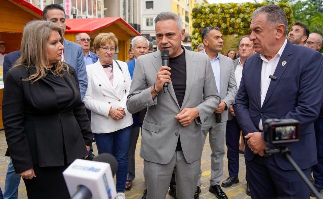 Ministrul Agriculturii s-a întâlnit cu producătorii argeșeni la “Toamna Piteșteană”!