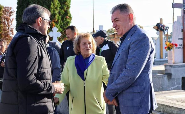 Primarul Cristian Gentea, omagiu pentru regretatul Nicolae Dobrin
