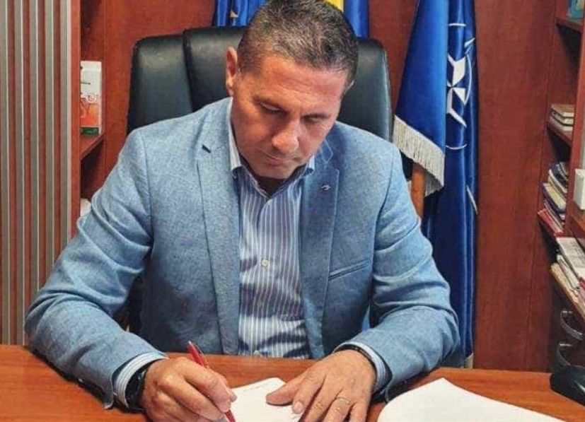 În comuna Bradu va fi construit primul bloc de locuințe sociale