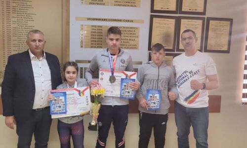 Medalii pentru sportivii din Oarja!