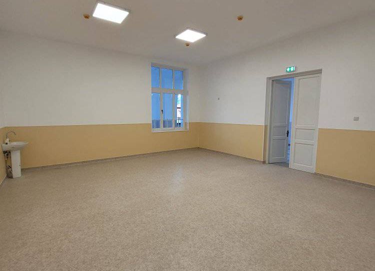 Primarul Cristian Gentea, veşti excelente privind lucrările efectuate la Colegiul Naţional "Zinca Golescu"