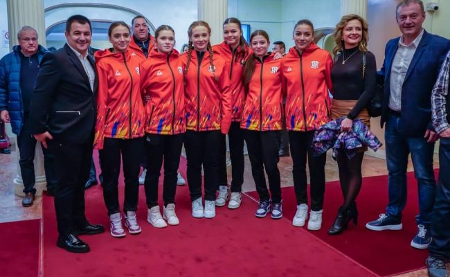 “Învățați-vă copiii să iubească sportul!” – mesajul președintelui Ion Mînzînă la Gala de lansare pentru Revista Născut pentru Sport Argeș nr. 1