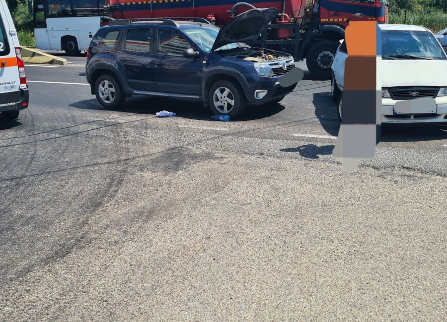 Accident în Argeș! O tânără a fost RĂNITĂ