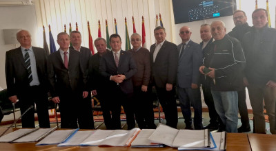 Primarii din Argeş au semnat 15 contracte finanţate prin PNRR