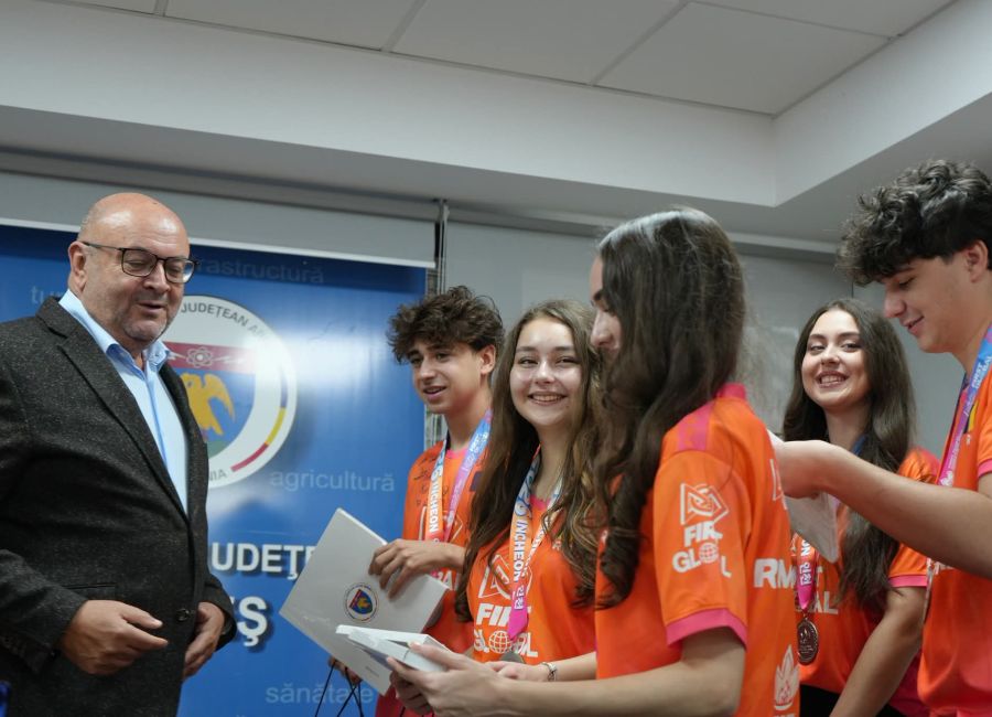 Elevii Colegiului Național „Ion C. Brătianu” din Pitești au obținut o distincție de top la FIRST Global Challenge 2026