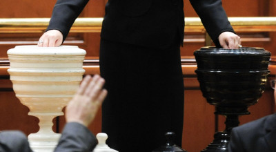 Moțiunea de cenzură împotriva Guvernului a picat!