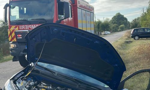 ACUM! Accident în Argeș! O femeie a fost rănită!