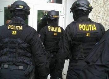 Argeșeni condamnați la ÎNCHISOARE pentru trafic de MINORI
