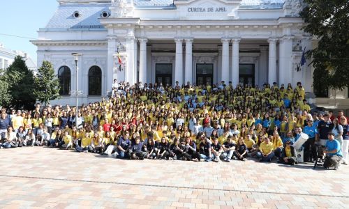 Piteşti Science Festival 2024 – hub al cunoaşterii şi creativităţii ştiinţifice în Piaţa Primăriei
