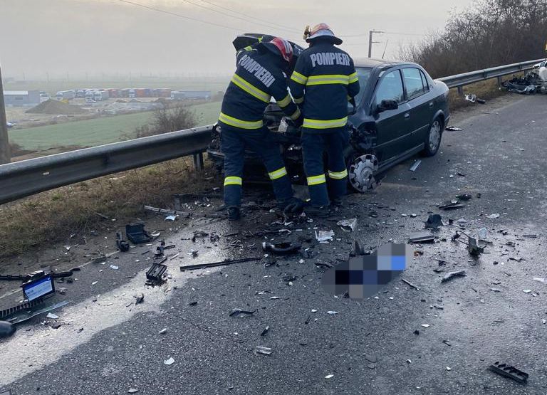 ACUM! Accident cu PATRU mașini în Argeș