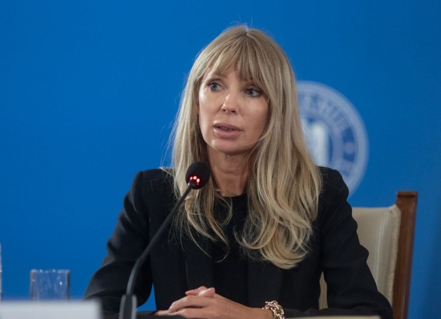 Legea Gorghiu va trimite la închisoare pacienții psihiatrici, dar și pe oricine ia un Nurofen