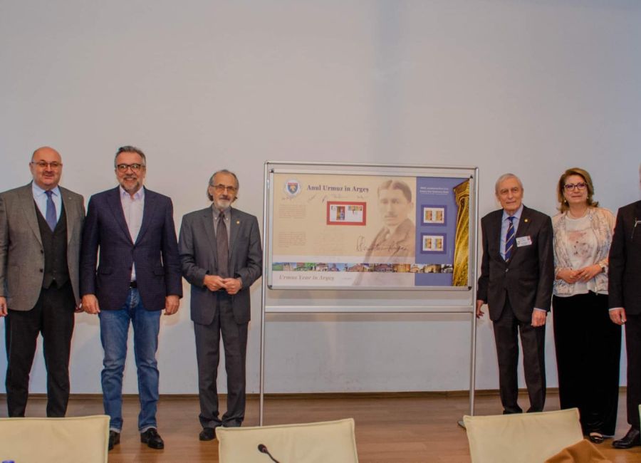 Astăzi a avut loc deschiderea oficială a Simpozionului Internaţional 'URMUZ 140-100'