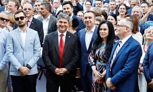 Simona Bucura Oprescu: "La mulți ani, Franța"