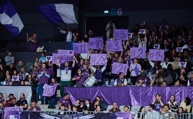 „Jucători vs. suporteri” - primul meci de acest fel din România, găzduit de Pitești Arena!