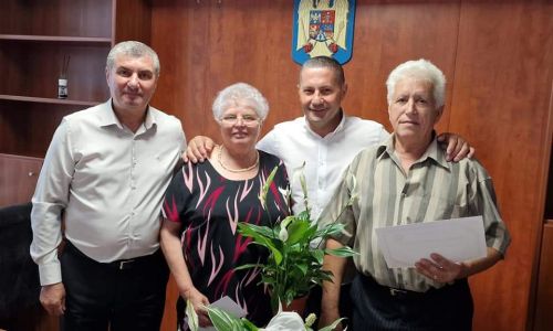 Primarul Dan Stroe a premiat cele mai longevive cupluri