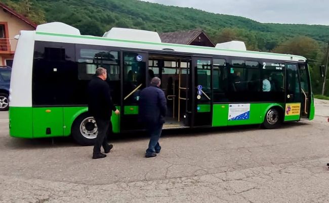 Autobuzele electrice intră în circulație pe rutele Mioveni–Davidești