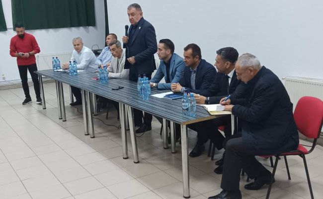 Primarul Cristian Gentea, o nouă întâlnire cu piteștenii